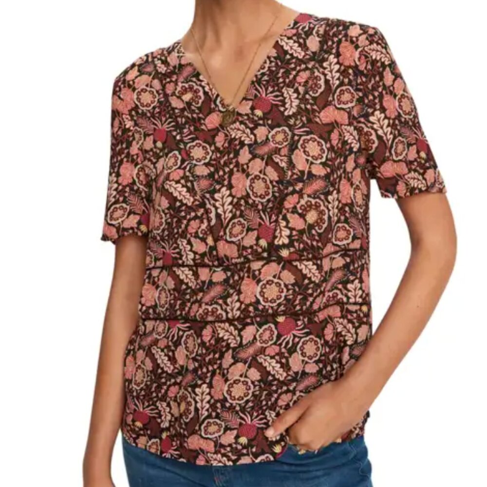 NWOT Scotch and Soda floral ladder top